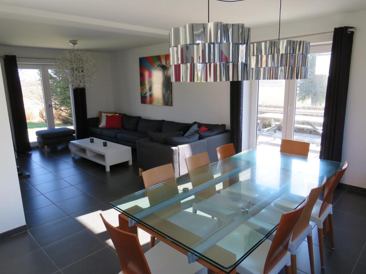 Sixine House Vila Ovifat Exterior foto